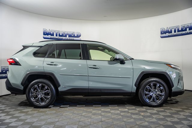 Certified 2022 Toyota RAV4 XLE Premium image 13