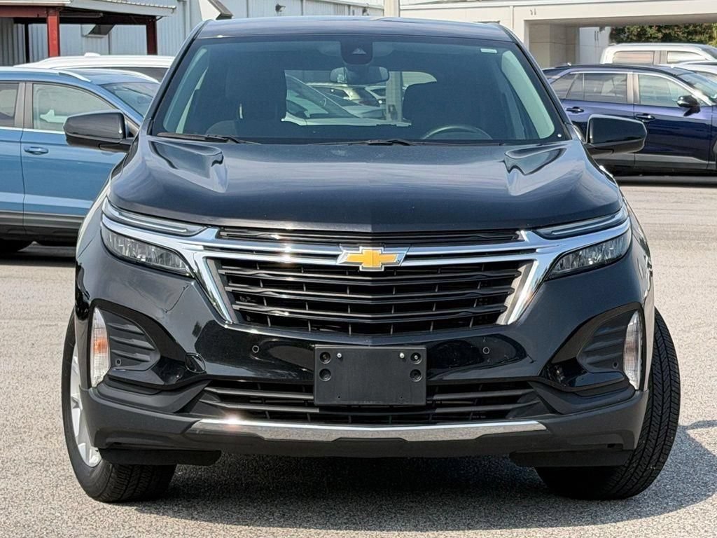 Used 2024 Chevrolet Equinox LT AWD/4WD image 2