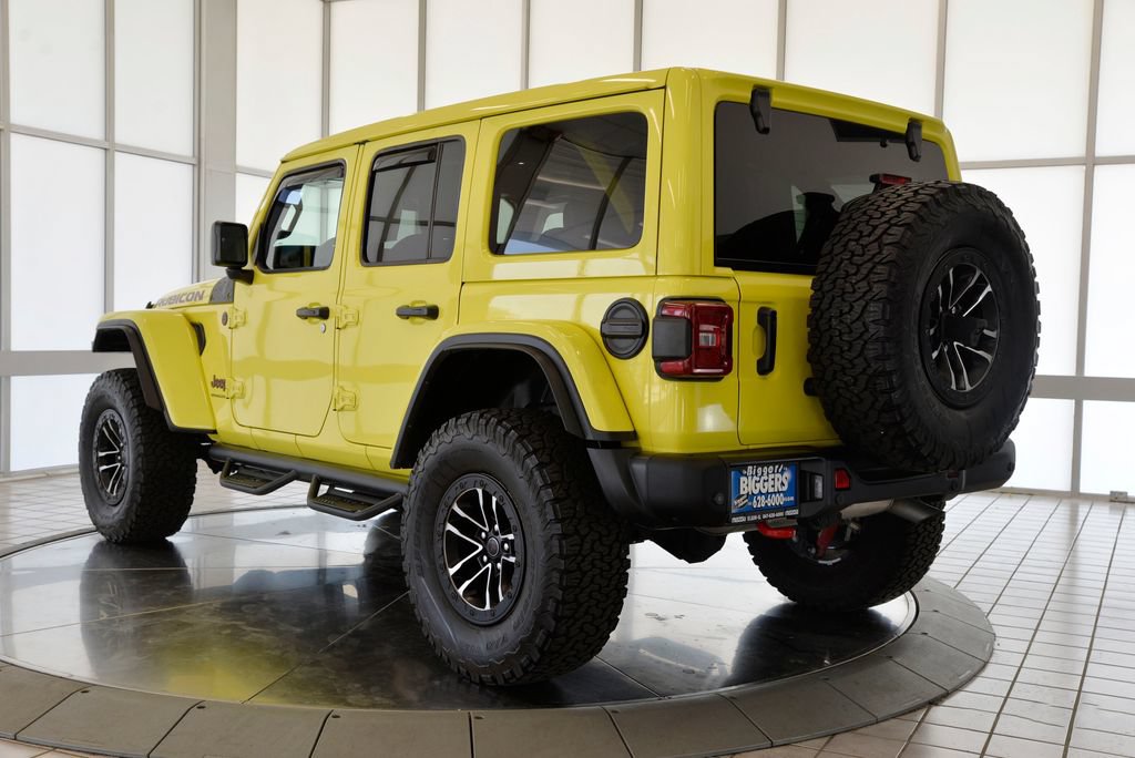 Used 2024 Jeep Wrangler Unlimited Rubicon AWD/4WD image 6
