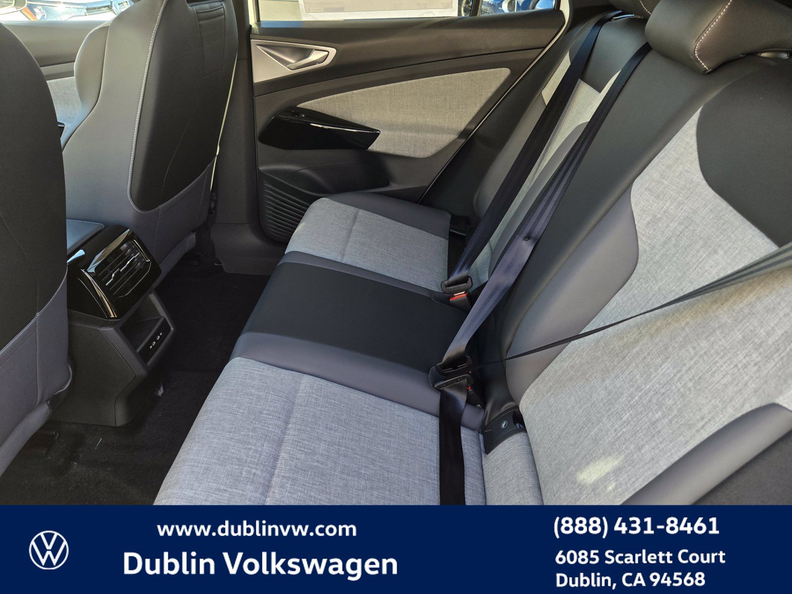 New 2026 Volkswagen ID.4 Pro RWD image 10