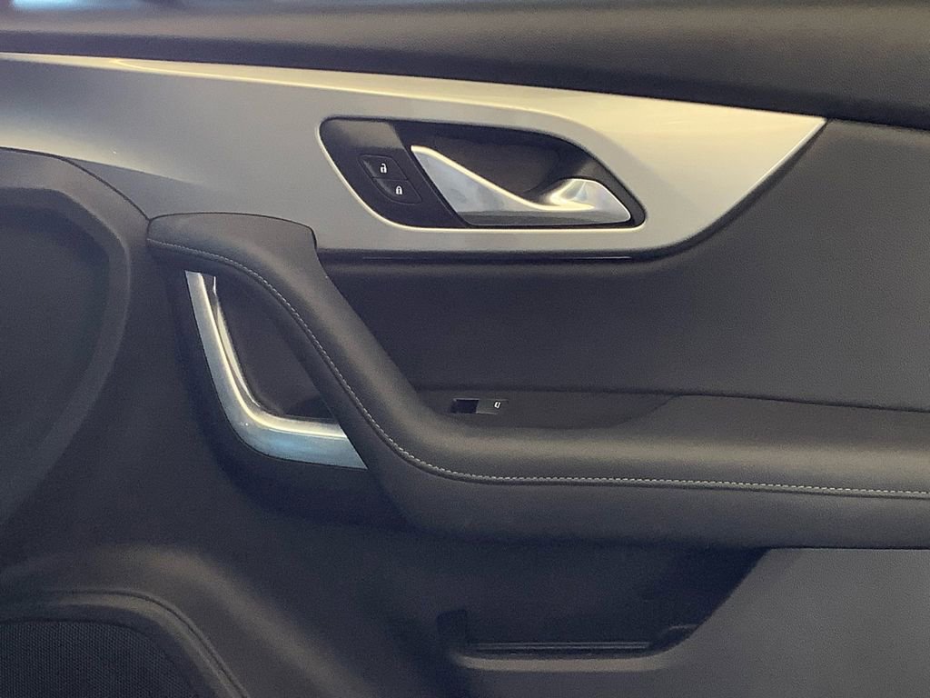 Used 2019 Chevrolet Blazer LT w/ Sun and Wheels Package image 15