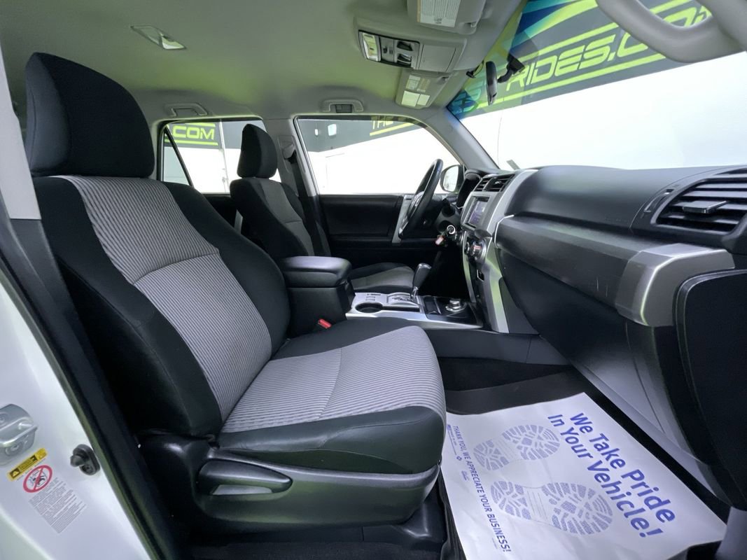 Used 2016 Toyota 4Runner SR5 image 29