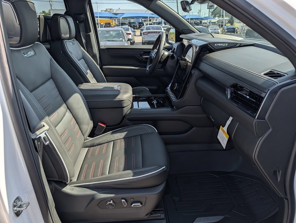 New 2026 GMC Yukon XL AT4 Ultimate w/ LPO, Floor Liner Package AWD/4WD image 35