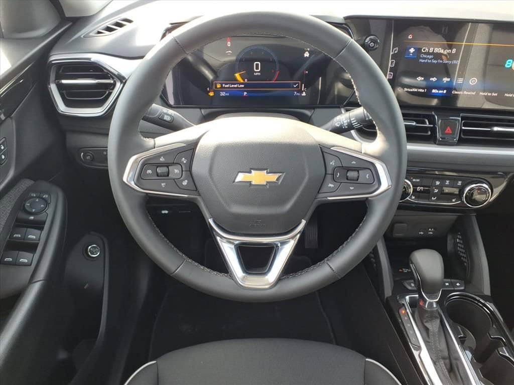 New 2026 Chevrolet TrailBlazer LT w/ Convenience Package FWD image 25