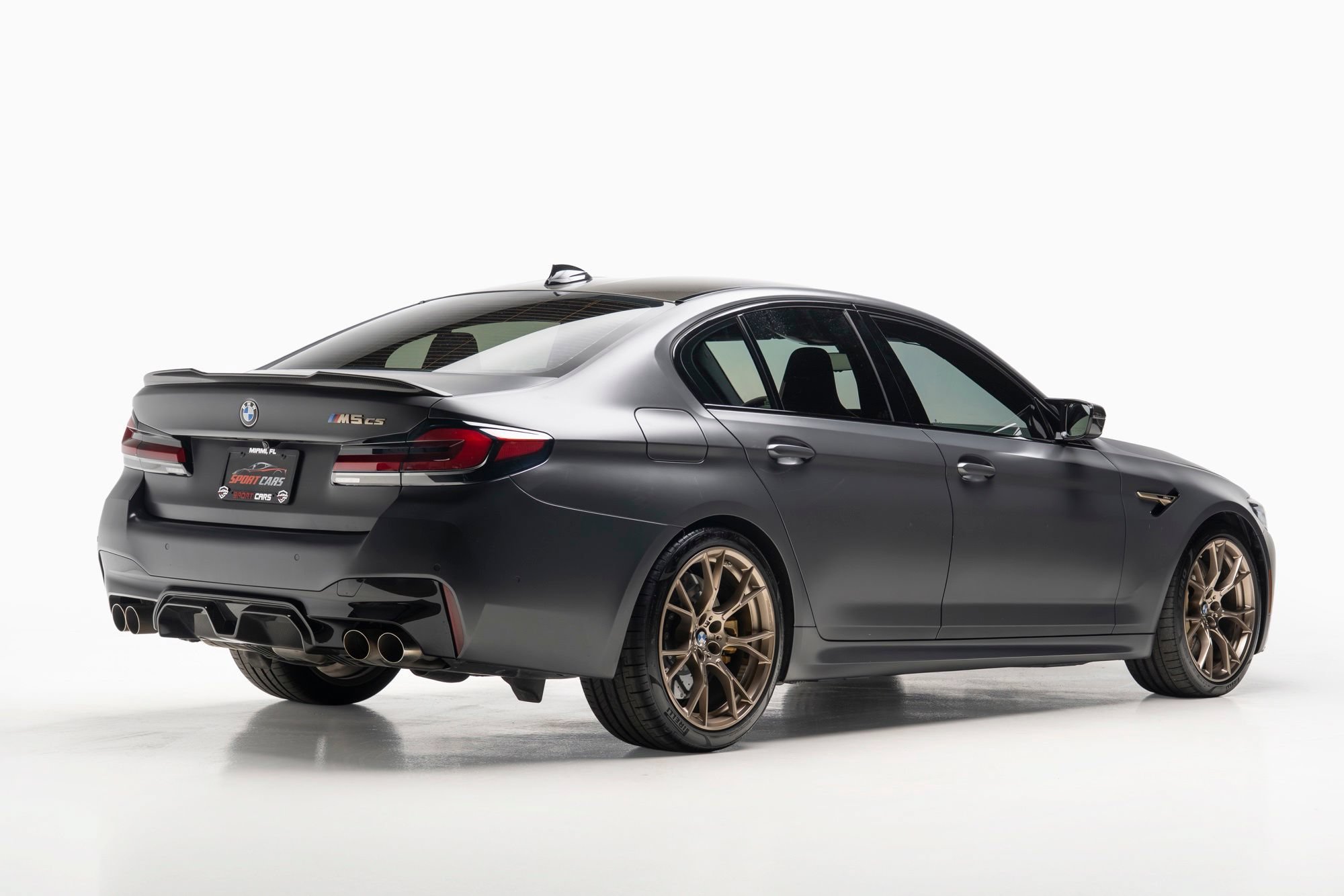 Used 2022 BMW M5 CS AWD/4WD image 8