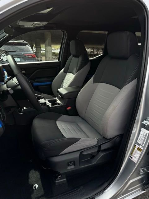 Used 2025 Toyota Tacoma TRD Off-Road image 17