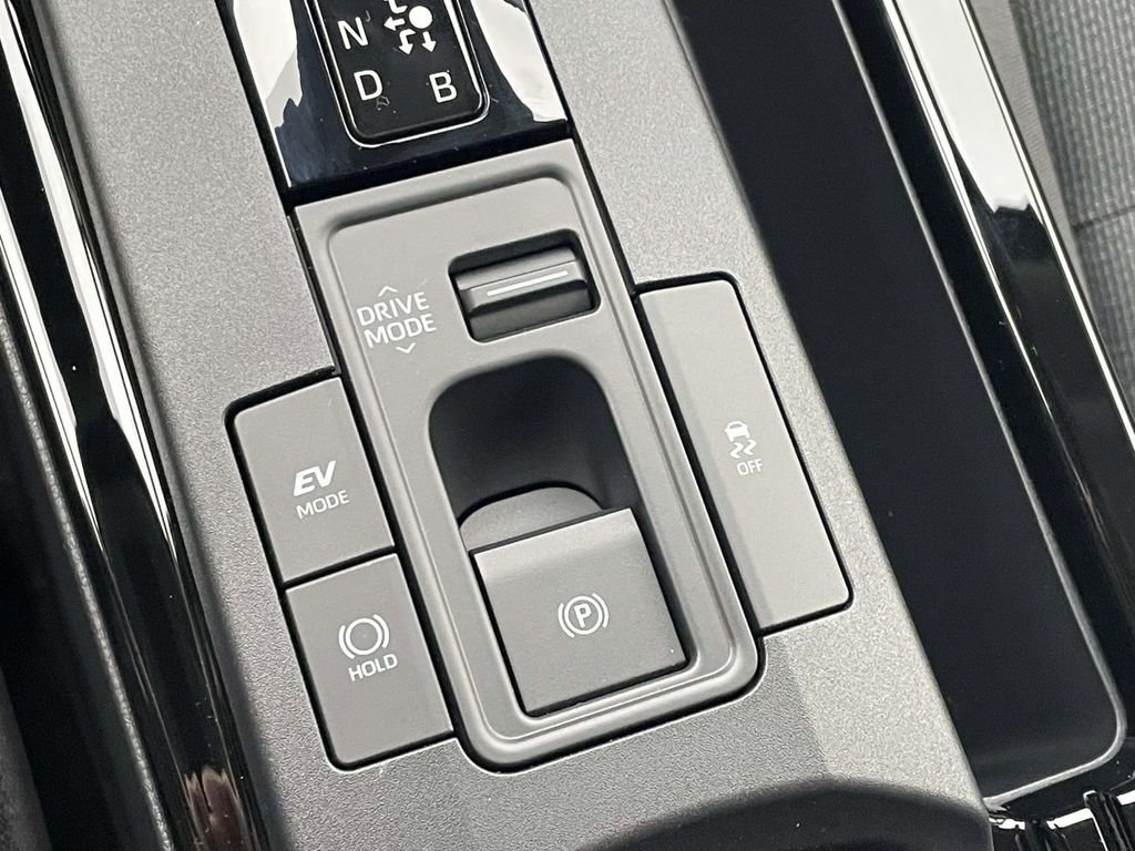 New 2026 Toyota Prius LE image 43