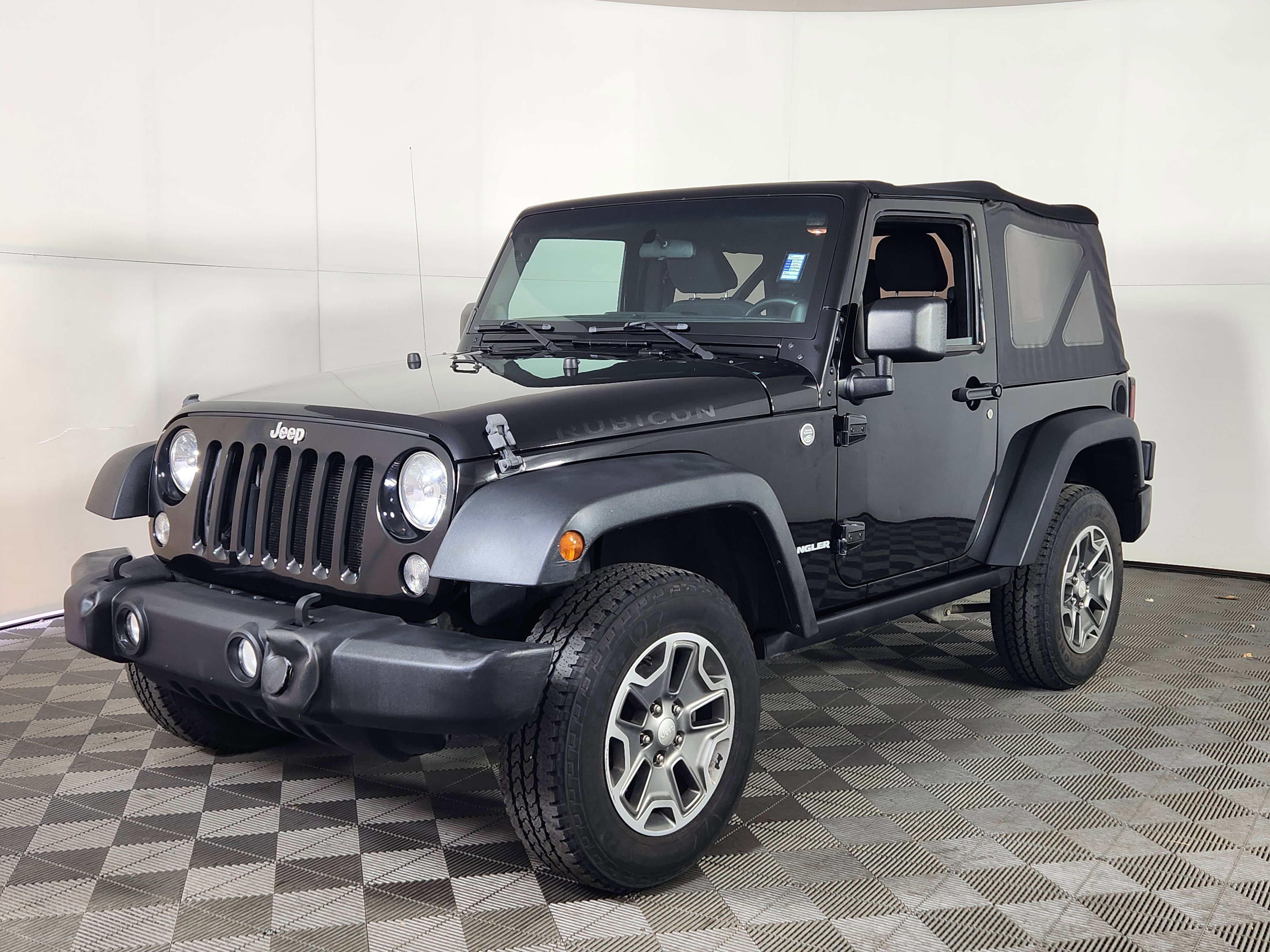 Used 2014 Jeep Wrangler Rubicon image 3