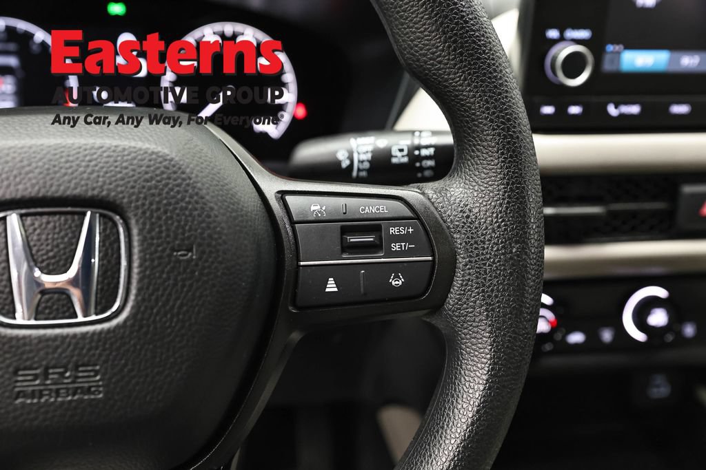 Used 2025 Honda HR-V LX image 16