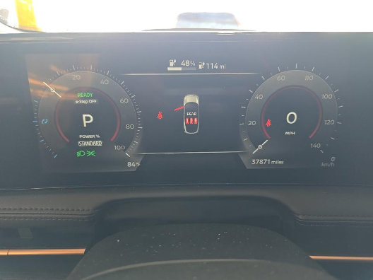 Used 2023 Nissan Ariya AWD image 10