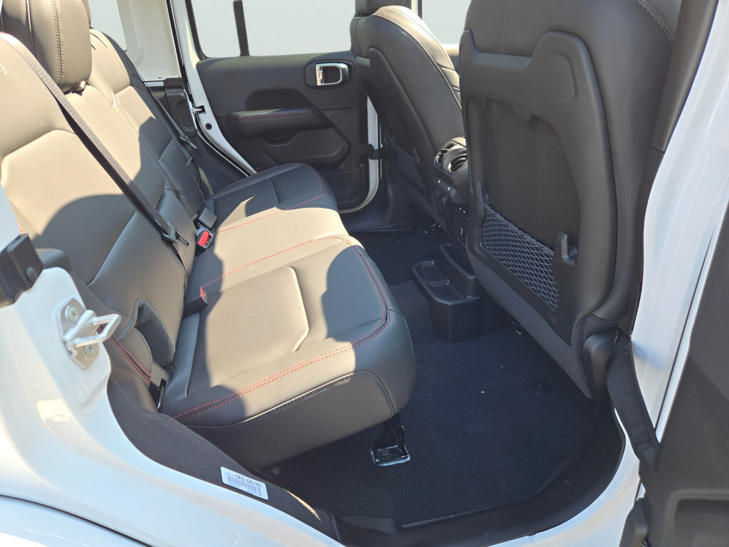 New 2027 Jeep Wrangler Unlimited Rubicon AWD/4WD image 11