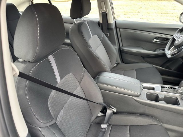 Used 2025 Nissan Sentra SV image 24