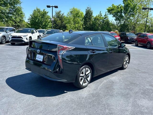 Used 2018 Toyota Prius Four Touring w/ Premium Convenience Package FWD image 4