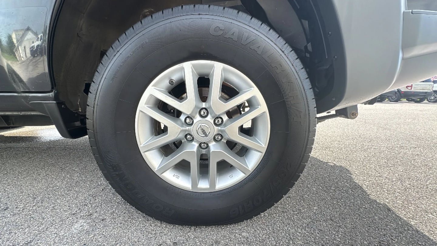 Used 2015 Nissan Xterra S RWD image 33