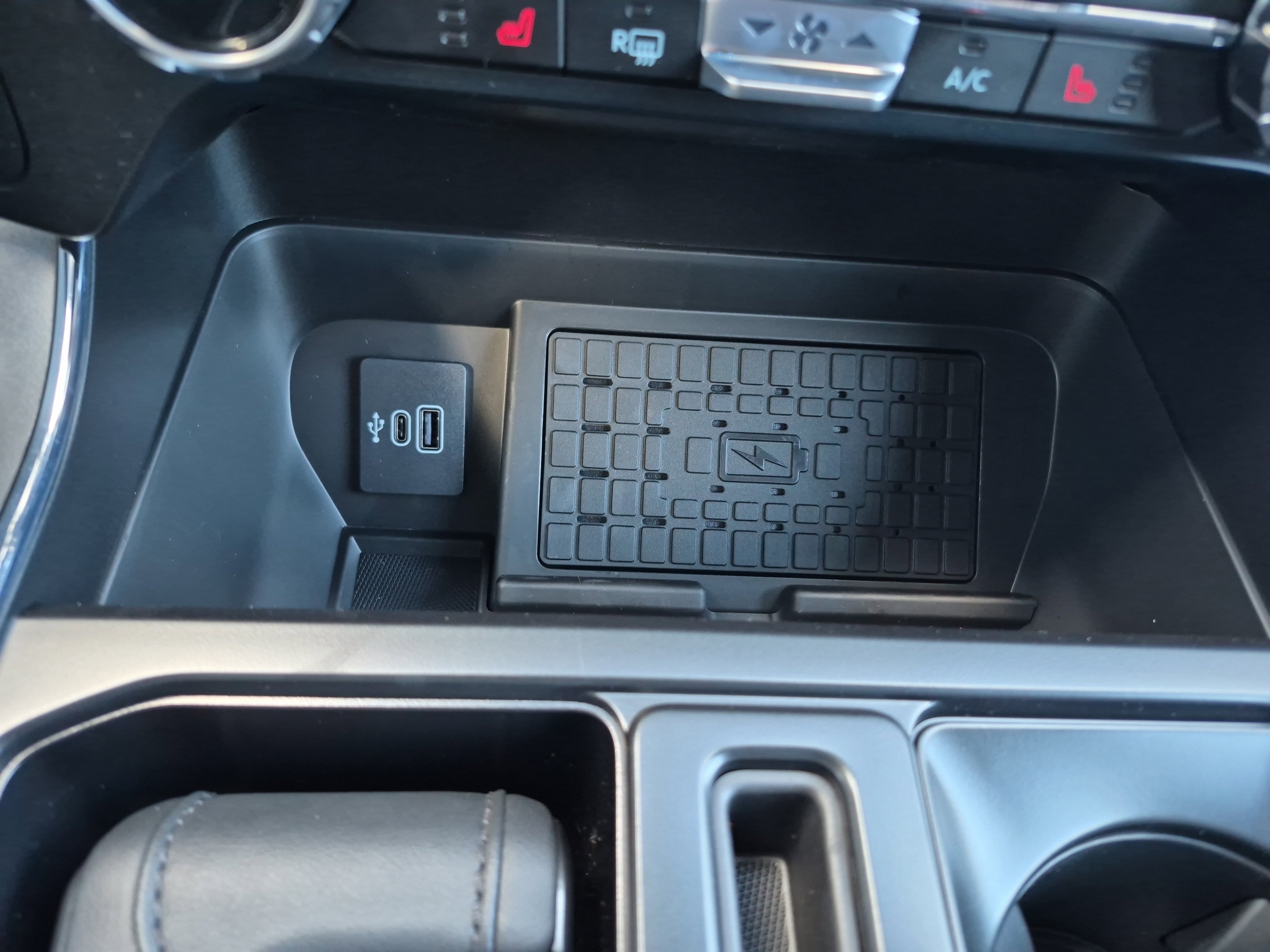 New 2025 Ford F150 XLT w/ Equipment Group 302A MID AWD/4WD image 32