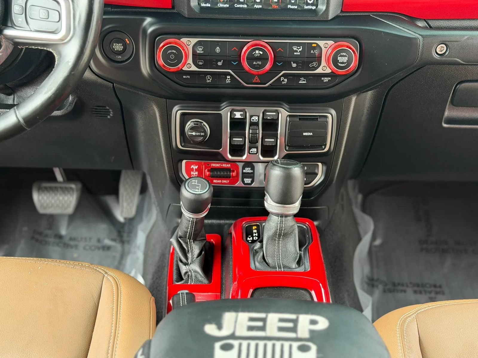 Used 2020 Jeep Gladiator Rubicon AWD/4WD image 38