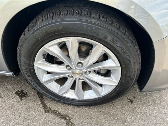 Used 2025 Chevrolet Malibu LT FWD image 46