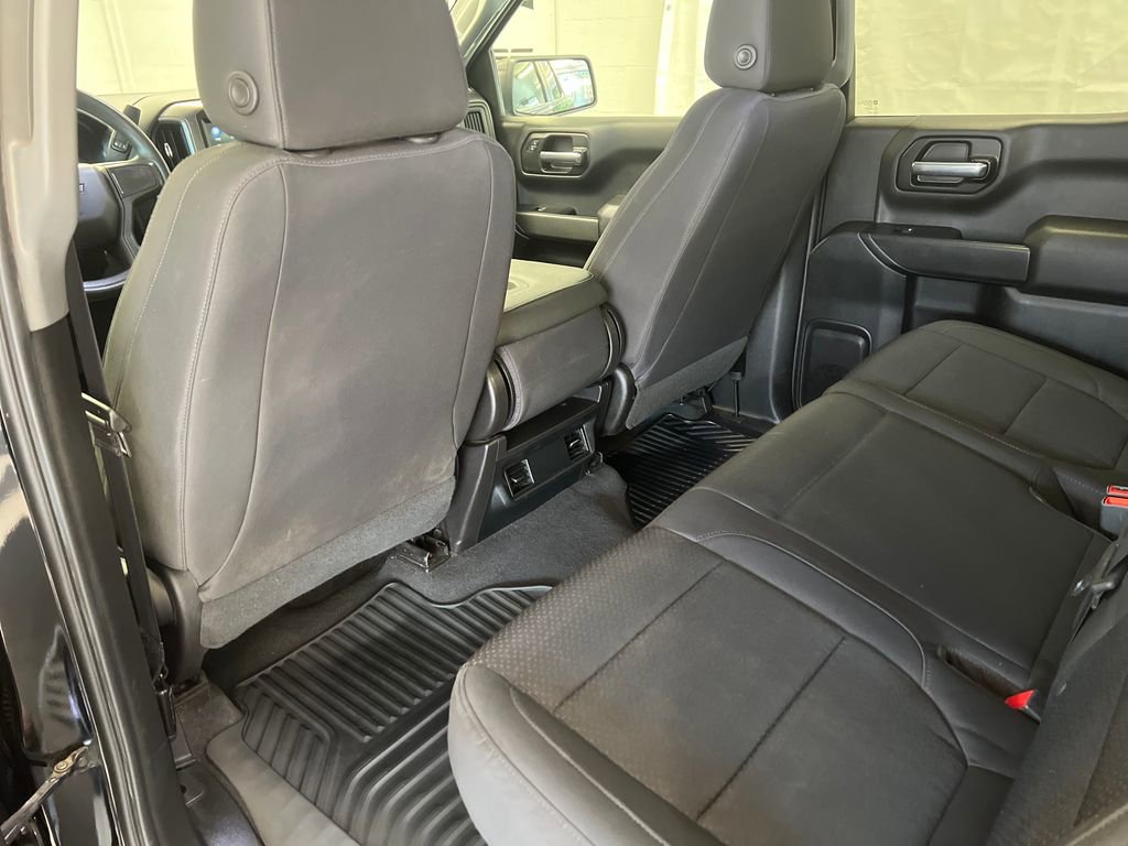 Used 2019 Chevrolet Silverado 1500 Custom w/ Custom Value Package AWD/4WD image 33