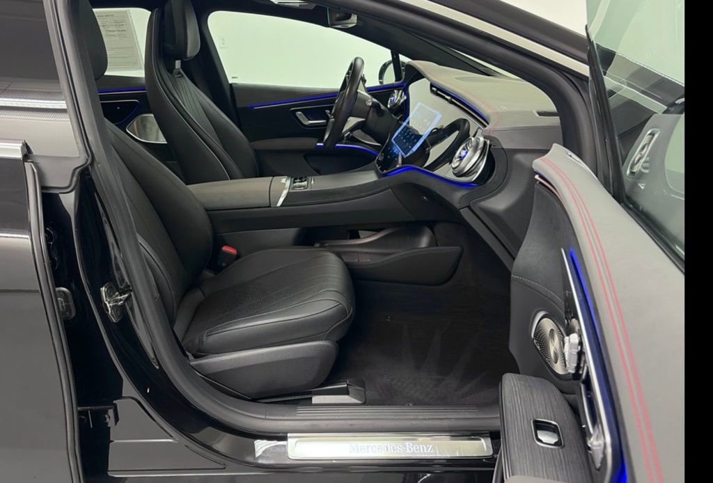 Certified 2023 Mercedes-Benz EQS 580 4MATIC Sedan image 15