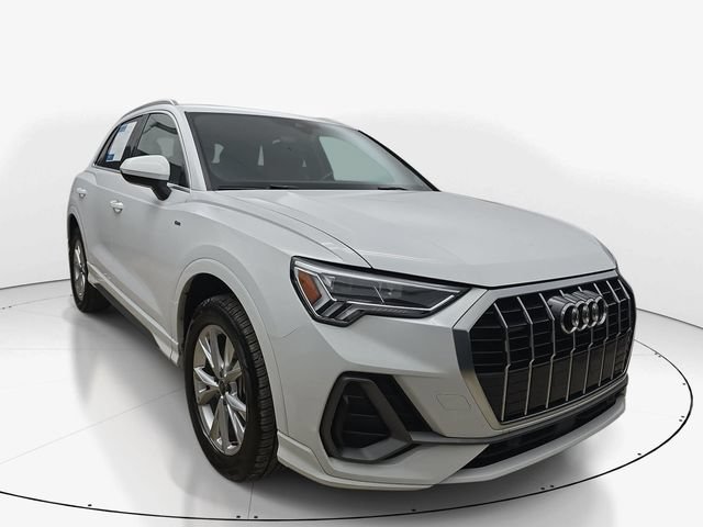 Used 2025 Audi Q3 2.0T Premium AWD/4WD image 3
