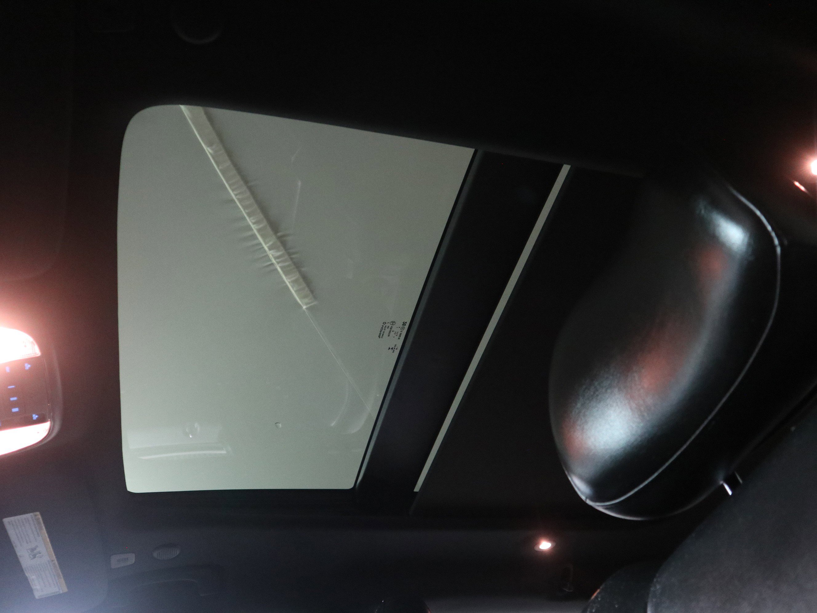 Used 2020 Jeep Grand Cherokee Limited w/ Luxury Group II image 34