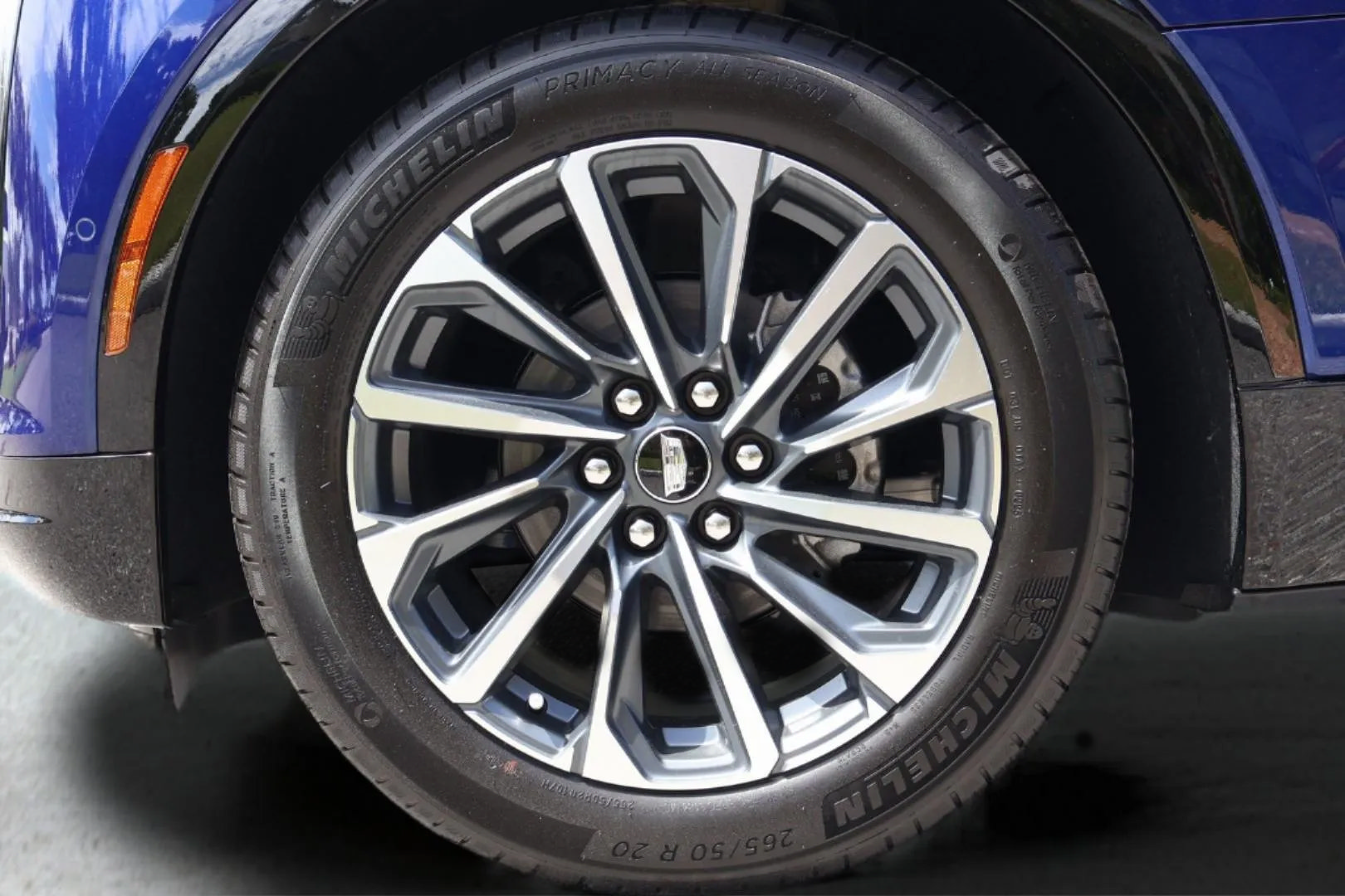 New 2026 Cadillac Lyriq Sport RWD image 31