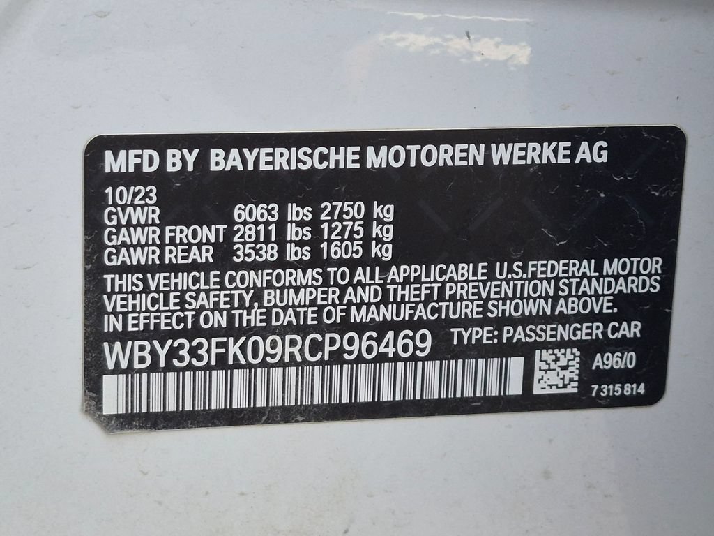 Used 2024 BMW i5 eDrive40i w/ M Sport Package RWD image 31