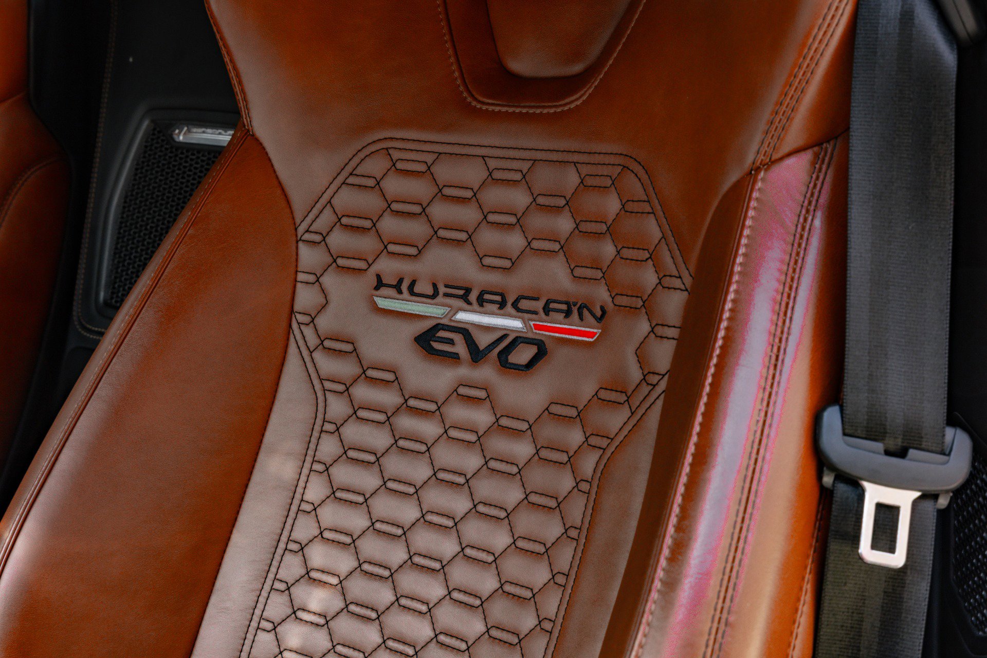 Used 2020 Lamborghini Huracan EVO AWD/4WD image 28
