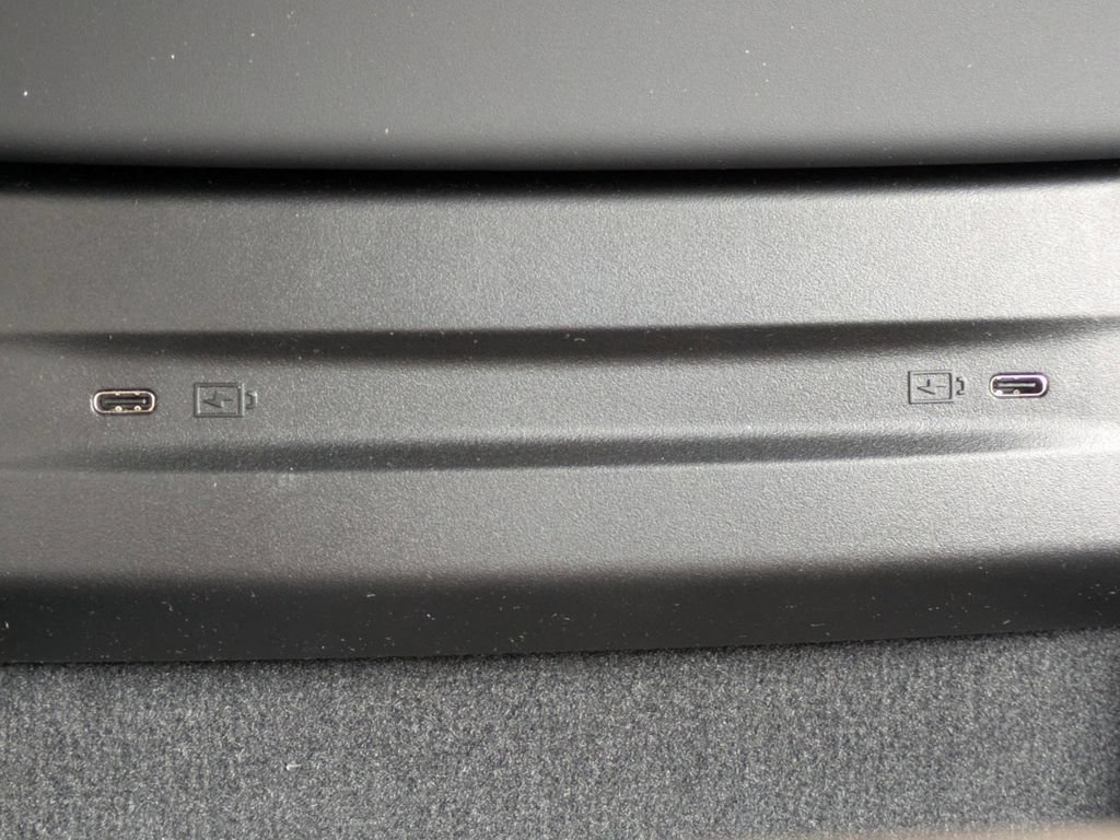 New 2025 Volvo EX90 Ultra AWD/4WD image 26