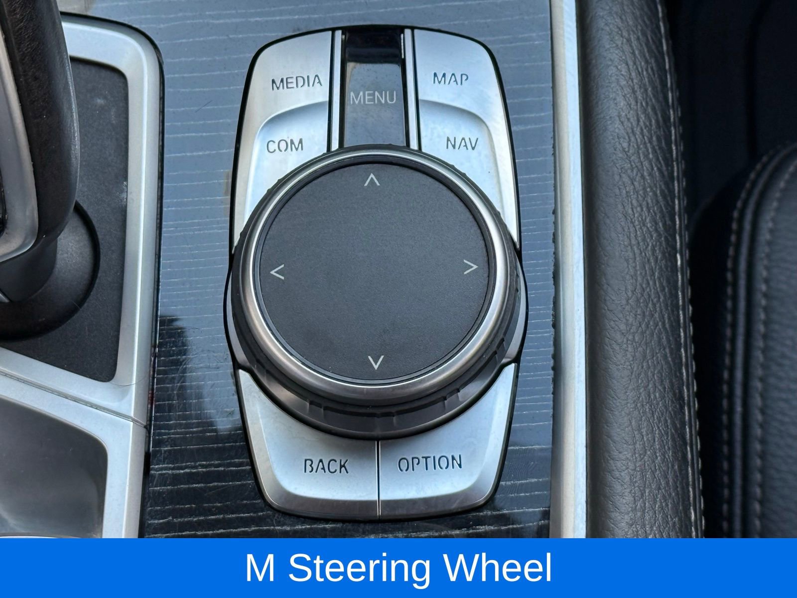 Used 2022 BMW 740i xDrive w/ M Sport Package image 34