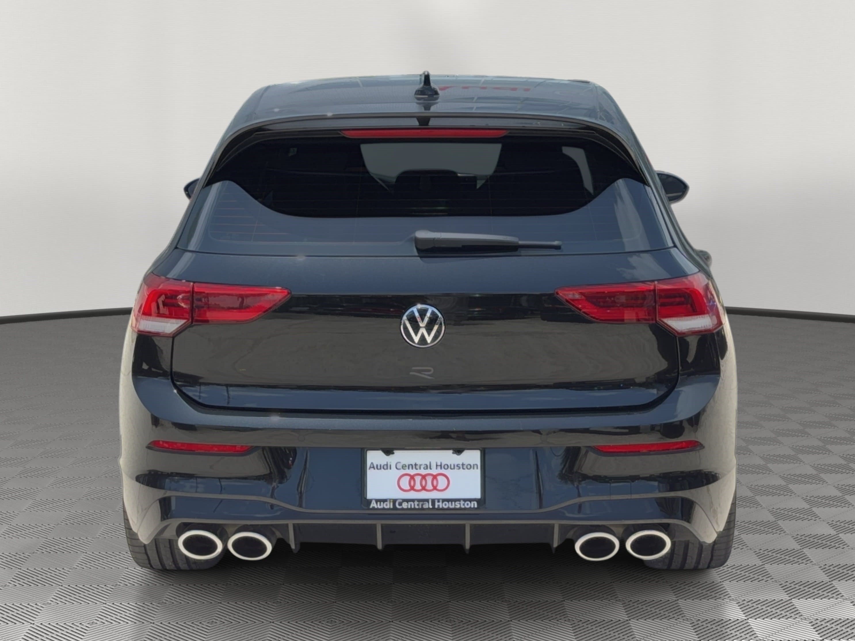 Used 2026 Volkswagen Golf AWD/4WD image 10