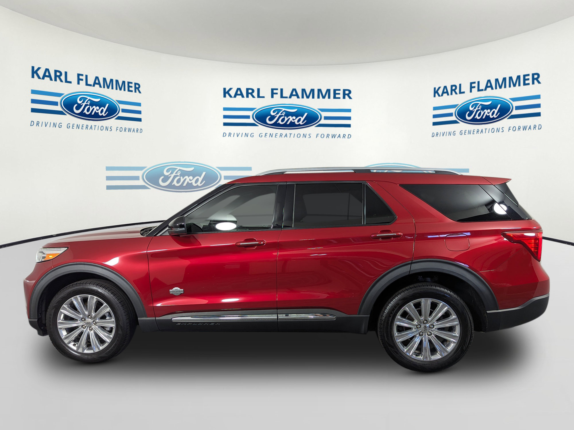 Certified 2021 Ford Explorer King Ranch w/ Premium Technology Package AWD/4WD image 6