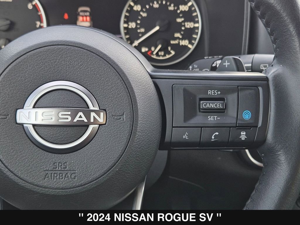 Used 2024 Nissan Rogue SV w/ SV Premium Package image 27