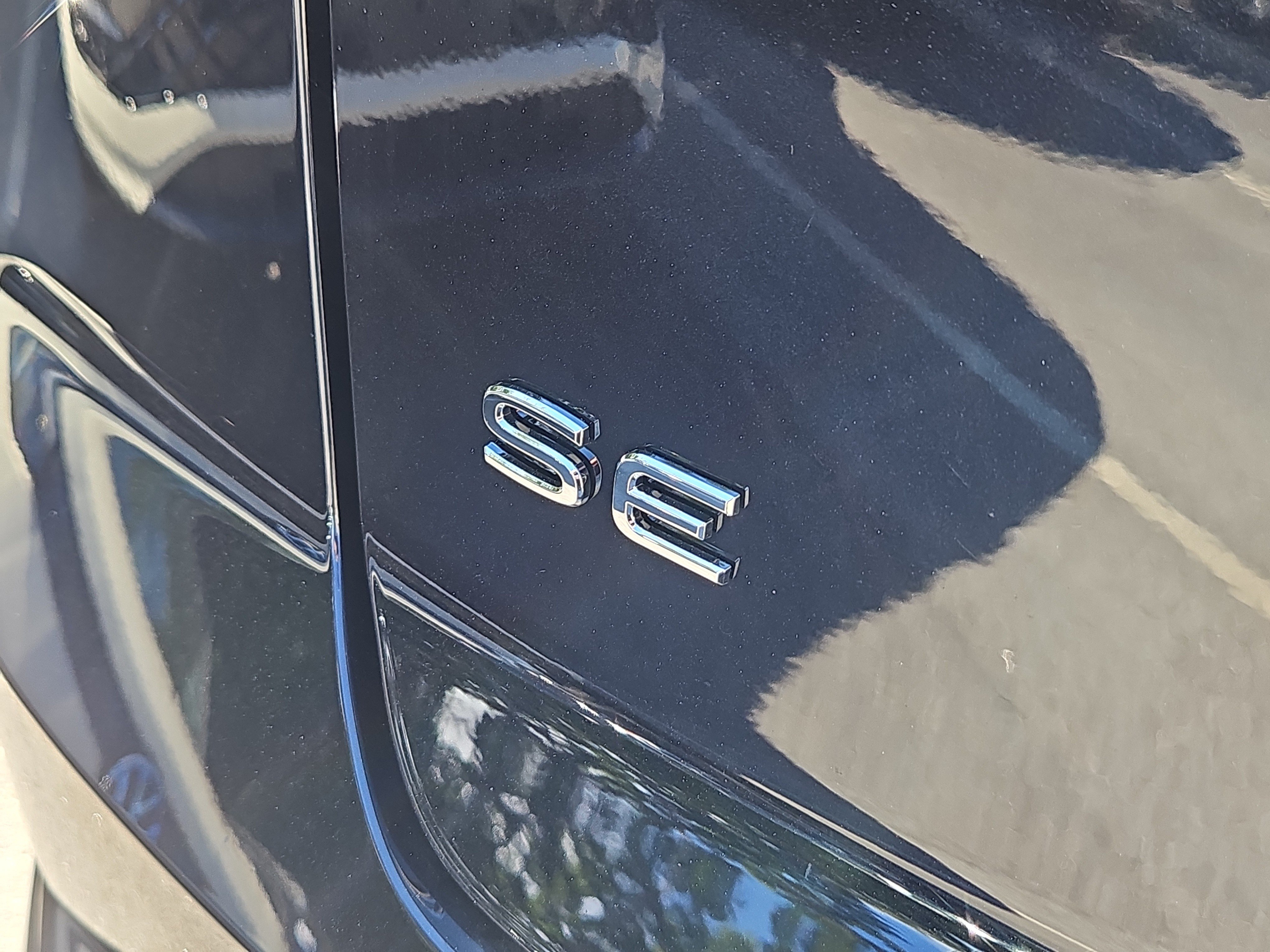 New 2026 Volkswagen Atlas Cross Sport SE AWD/4WD image 4