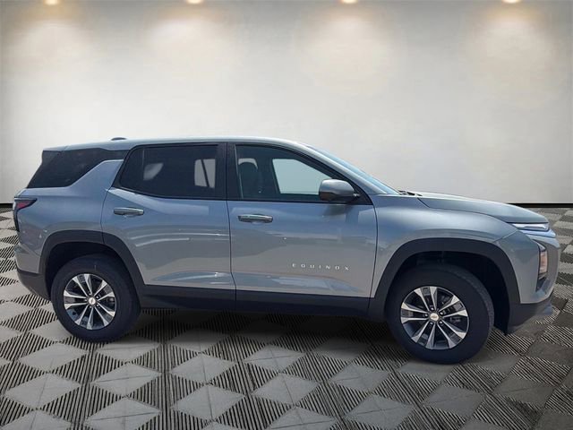 New 2026 Chevrolet Equinox LT w/ Safety and Technology Package FWD image 4