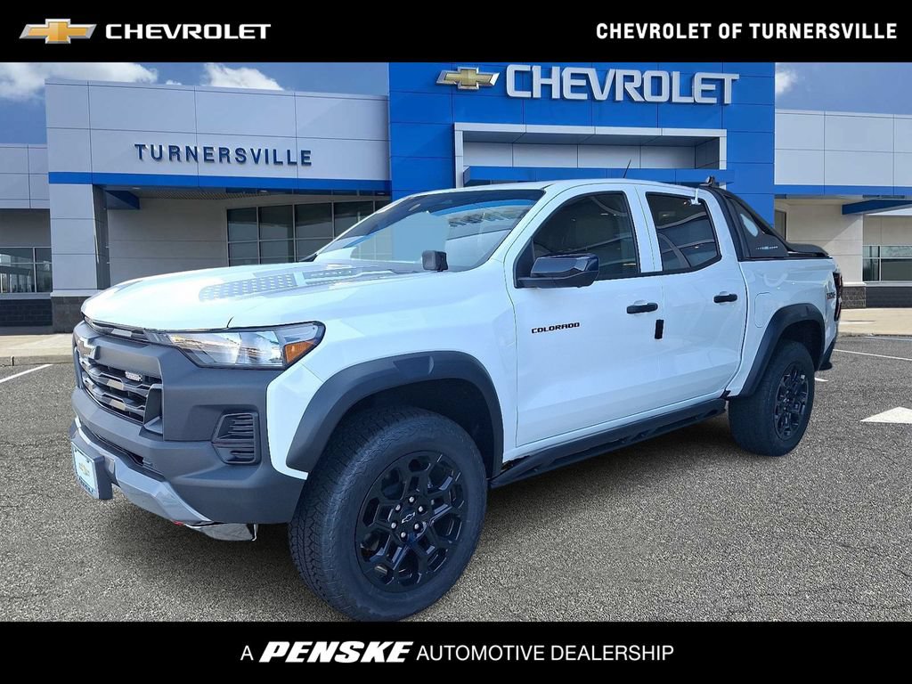 New 2026 Chevrolet Colorado Trail Boss AWD/4WD image 1