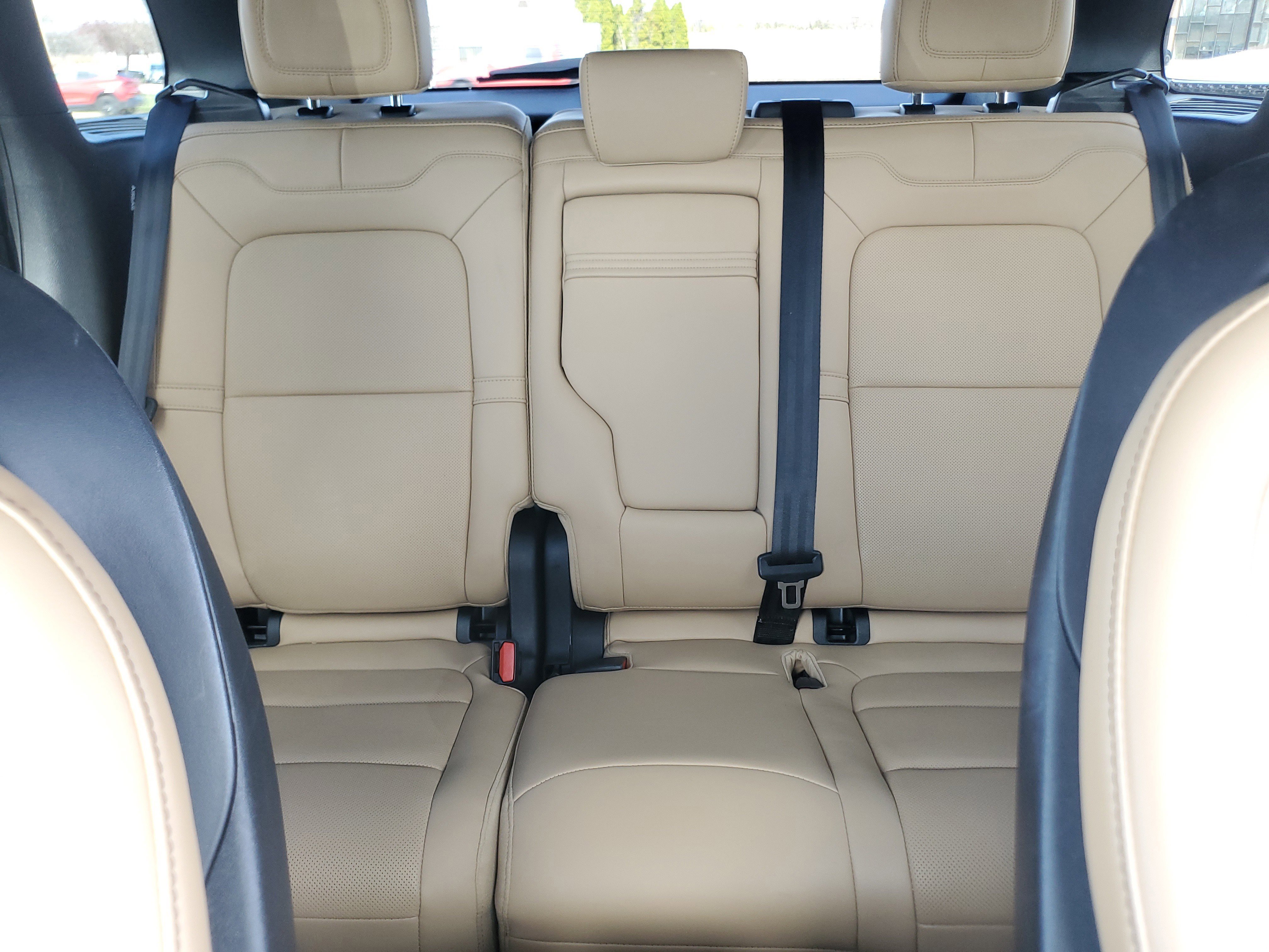 Certified 2023 Lincoln Corsair Reserve w/ Equipment Group 202A AWD/4WD image 19