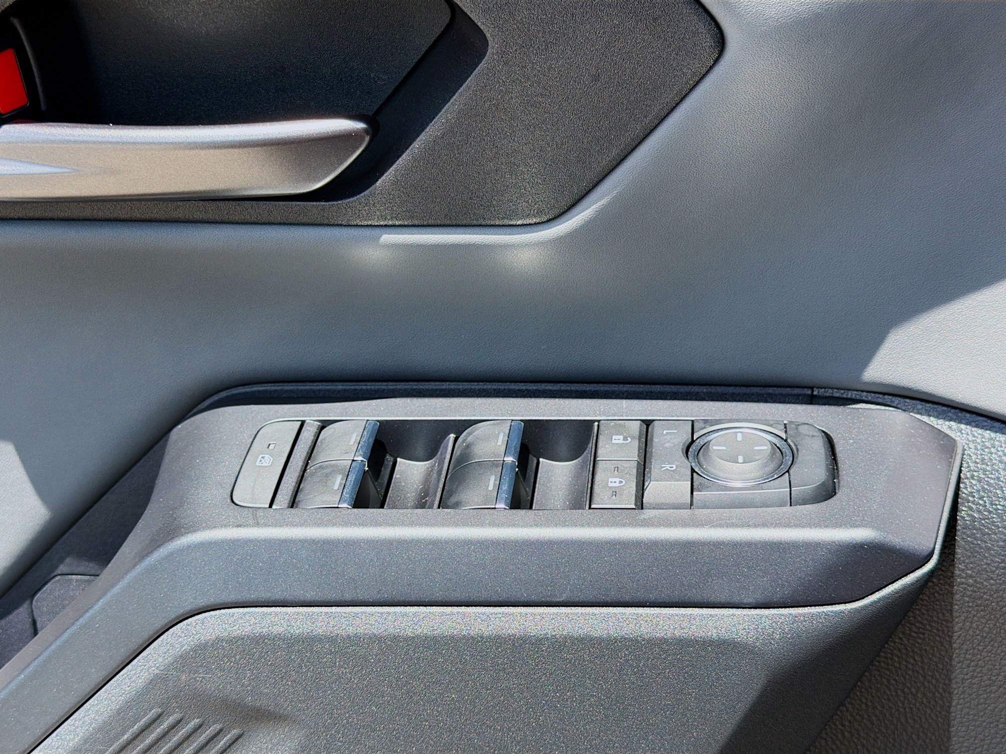 Used 2026 Toyota RAV4 AWD Plug-in Hybrid image 22