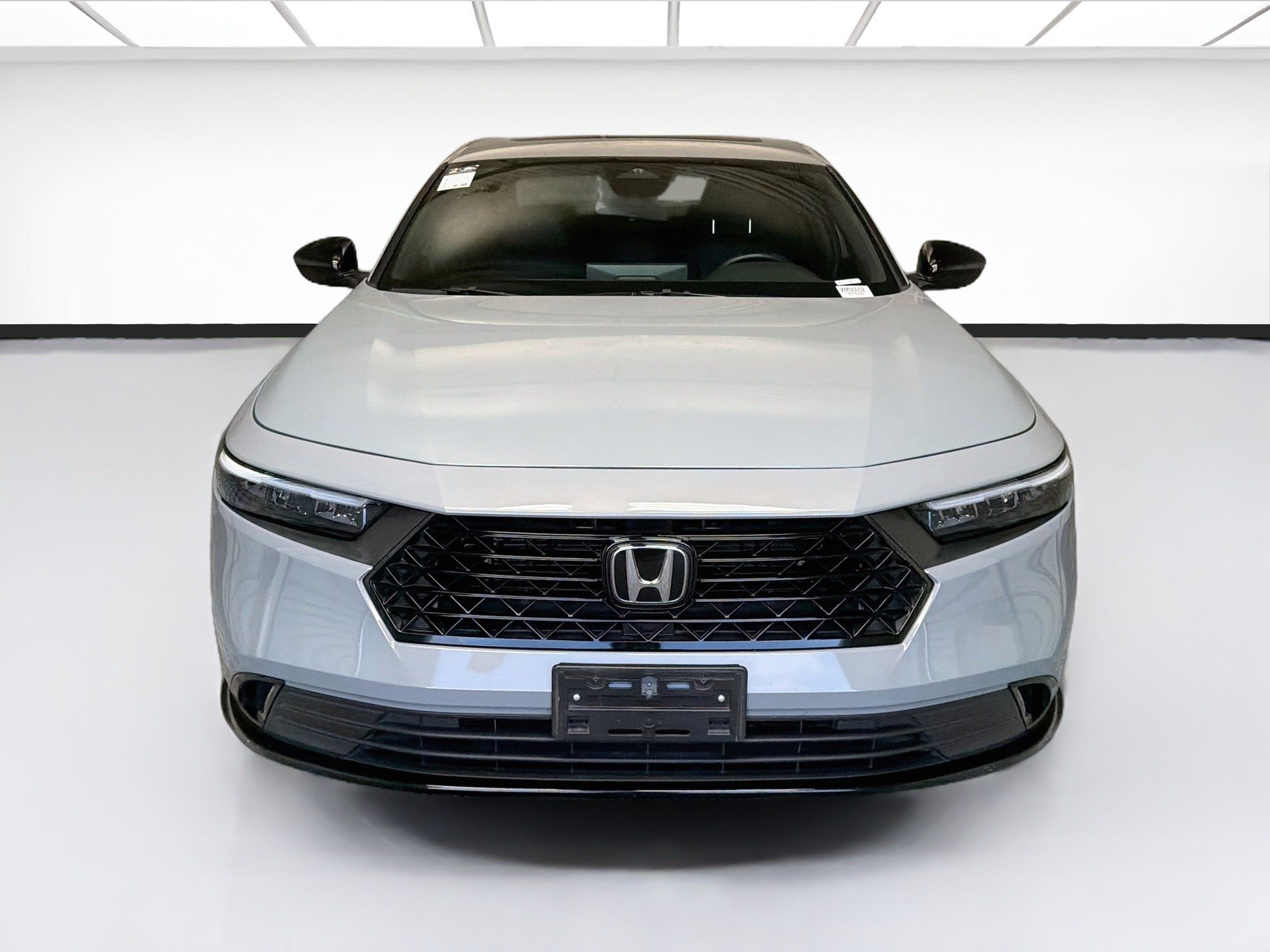 Used 2024 Honda Accord Sport image 2