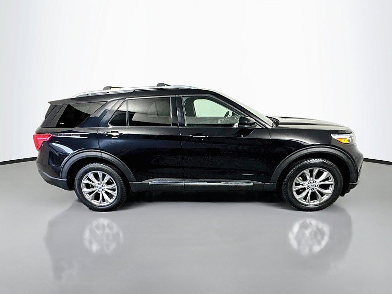 Used 2021 Ford Explorer Limited w/ Equipment Group 301A AWD/4WD image 8