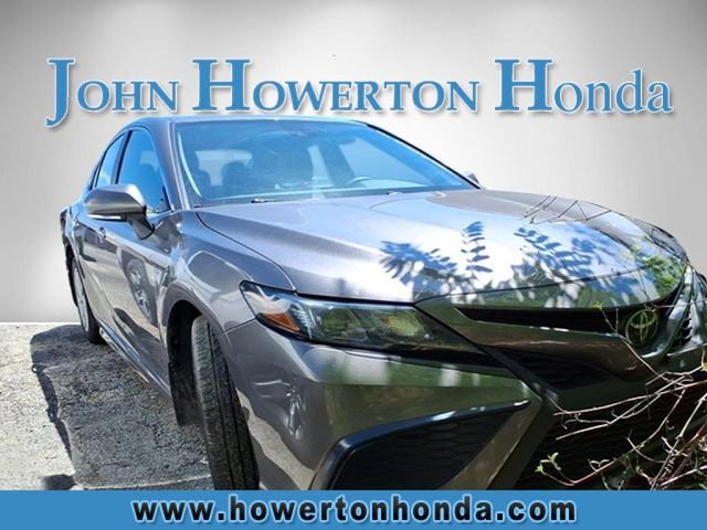 Used 2024 Toyota Camry SE FWD image 1