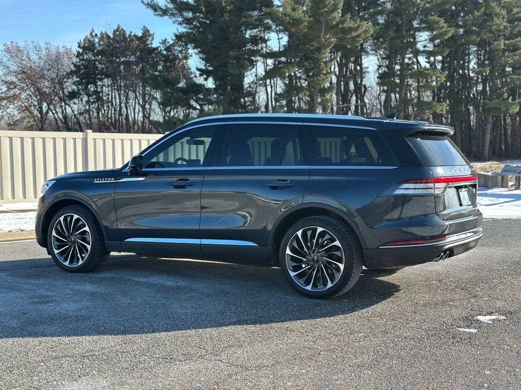 Used 2021 Lincoln Aviator Reserve w/ Equipment Group 202A image 5