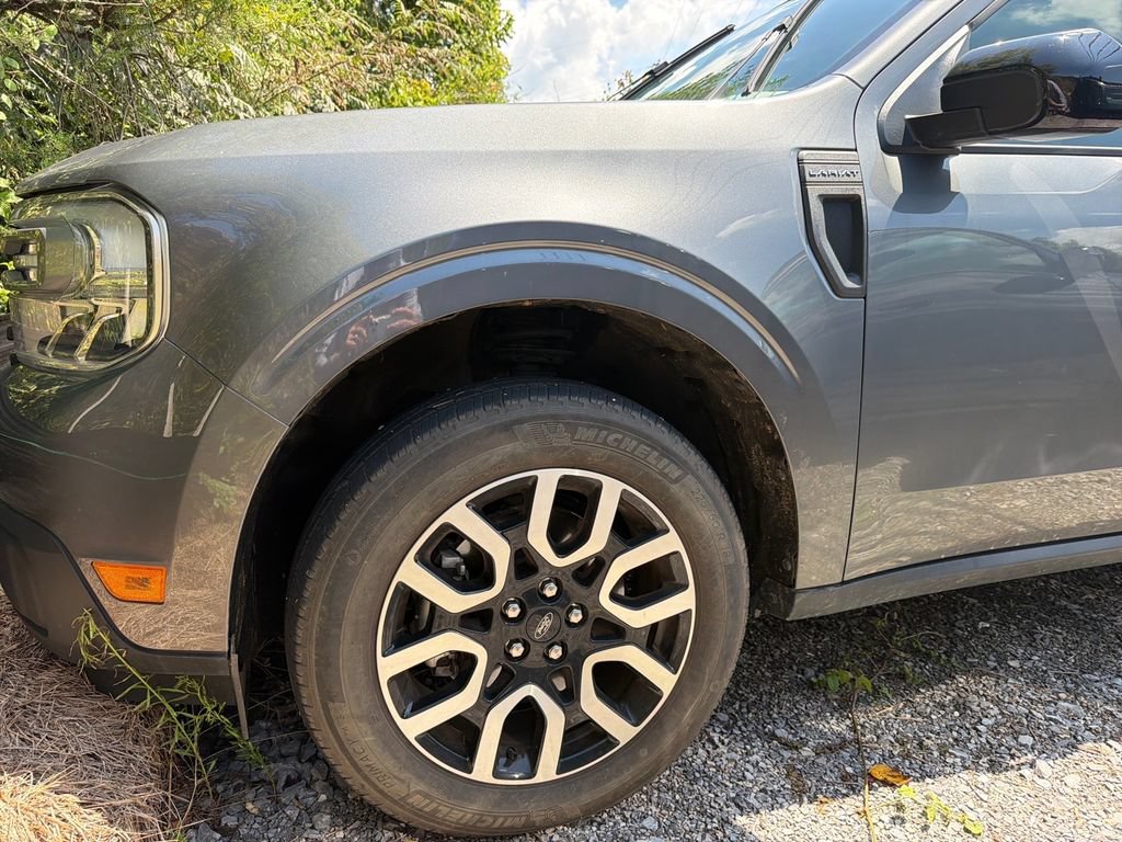 Used 2024 Ford Maverick Lariat AWD/4WD image 2