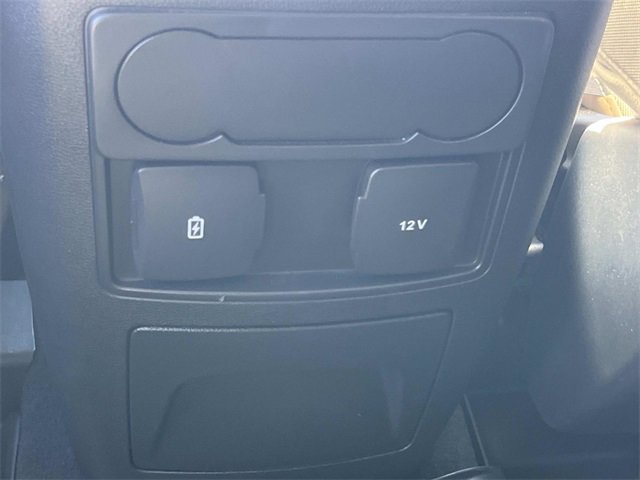 Used 2023 Ford Explorer XLT image 18