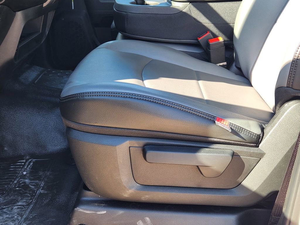 New 2026 RAM 5500 Tradesman image 16