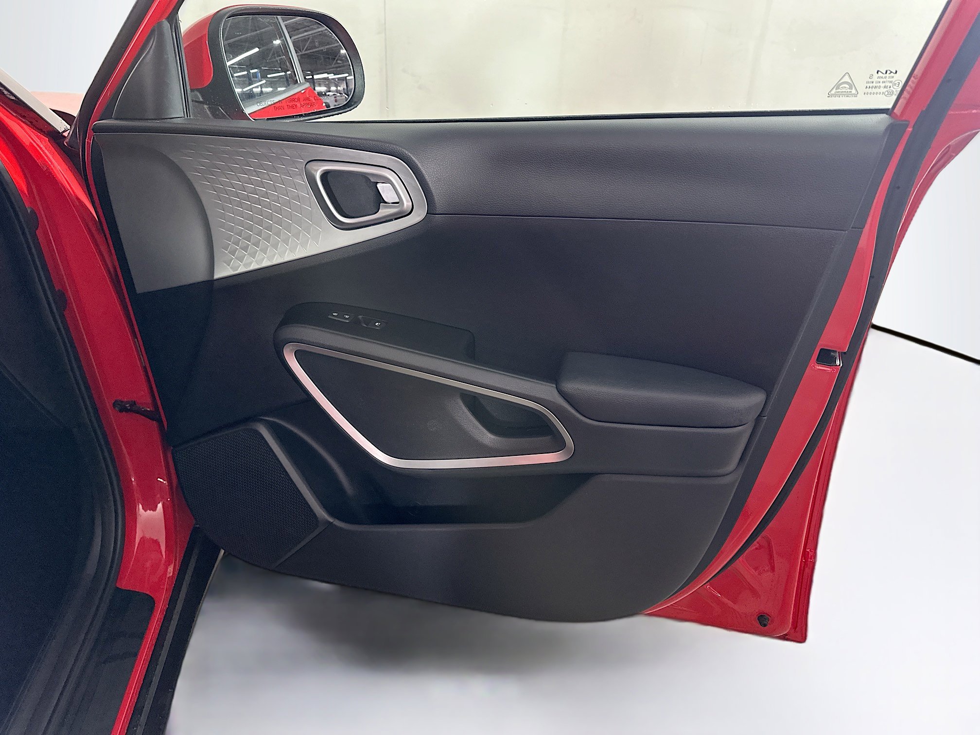 Used 2025 Kia Soul LX w/ LX Technology Package image 31