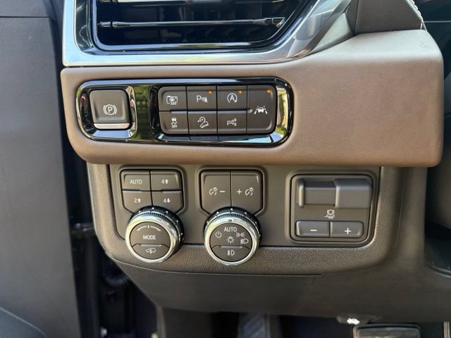 Certified 2026 GMC Yukon Denali Ultimate AWD/4WD image 38