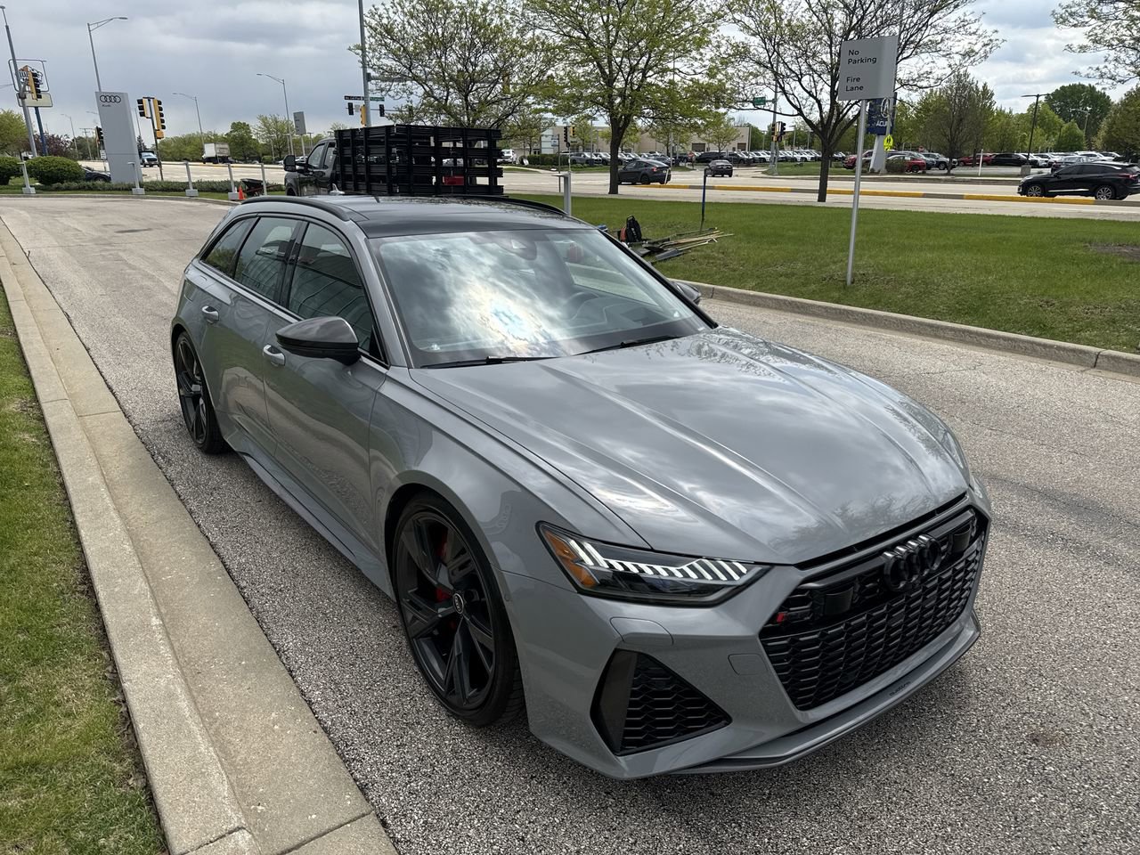 Used 2021 Audi RS 6 AWD/4WD image 28