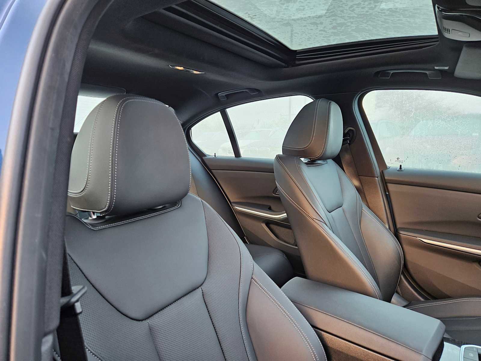 Used 2023 BMW 330i xDrive Sedan w/ Parking Assistance Package image 13