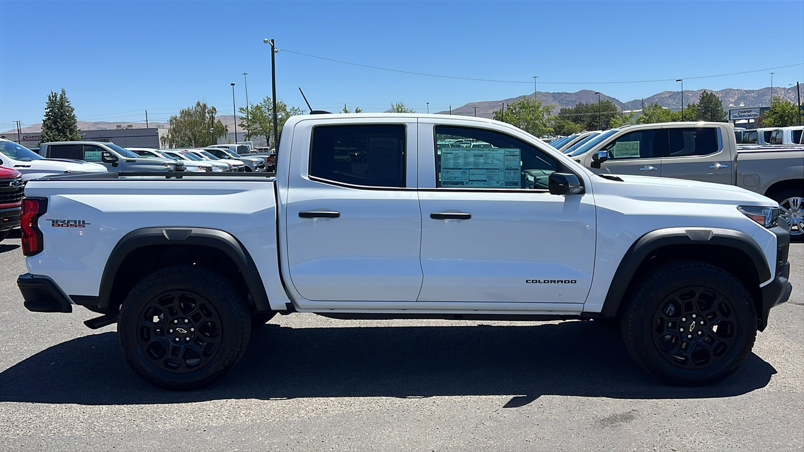 New 2026 Chevrolet Colorado Trail Boss AWD/4WD image 4